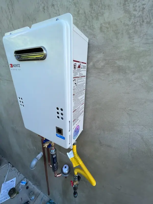 Tankless water heater installation for Ponset homes